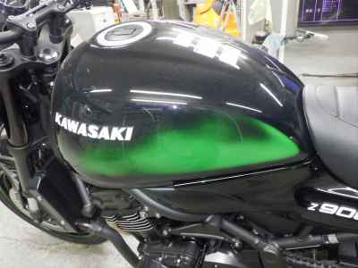 Kawasaki Z900RS Cafe 2025