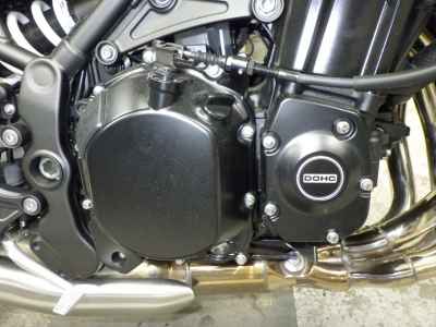 Kawasaki Z900RS Cafe 2025