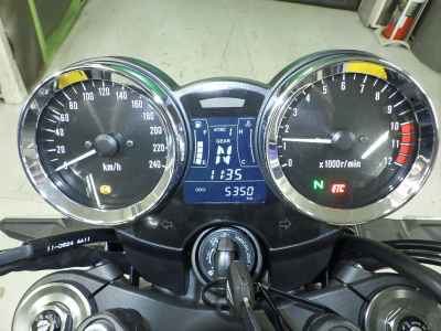 Kawasaki Z900RS 2024