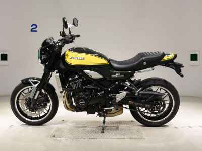 Kawasaki Z900RS 2024