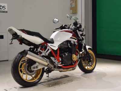 Honda CB1300SF 2022