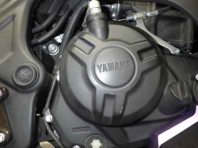 Yamaha YZF-R25 2015