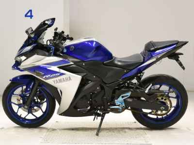 Yamaha YZF-R25 2015