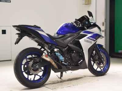 Yamaha YZF-R25 2015