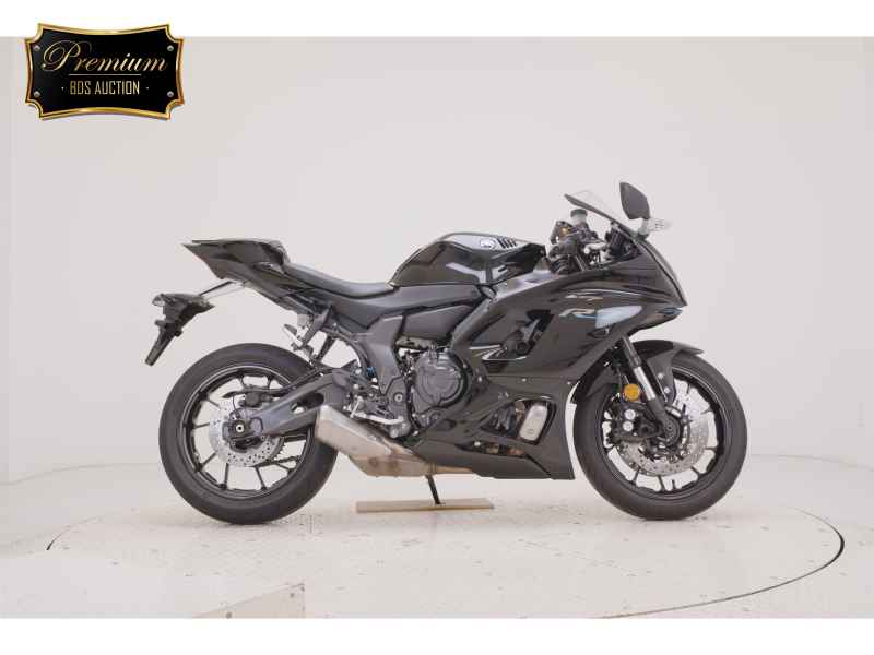 Yamaha YZF-R7 2025