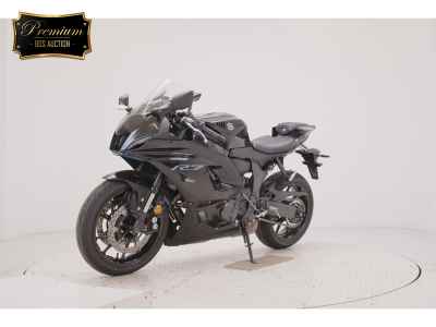 Yamaha YZF-R7 2025