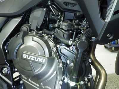 Suzuki V-Strom 800 2025