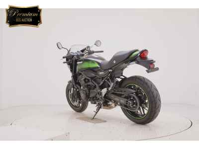 Kawasaki Z900RS Cafe 2025