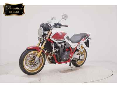 Honda CB1300 Super Boldor 2024