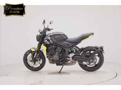 Triumph Trident 660 2025