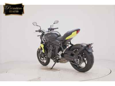 Triumph Trident 660 2025