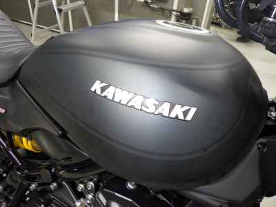 Kawasaki Z900RS SE 2025
