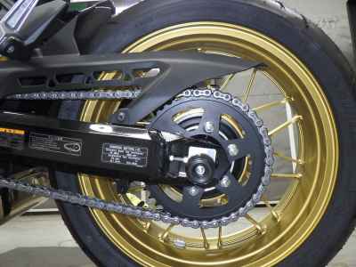 Kawasaki Z900RS SE 2025