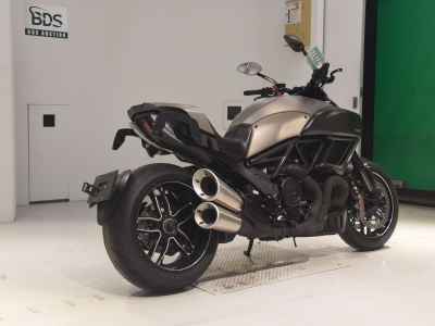 Ducati Diavel 2015