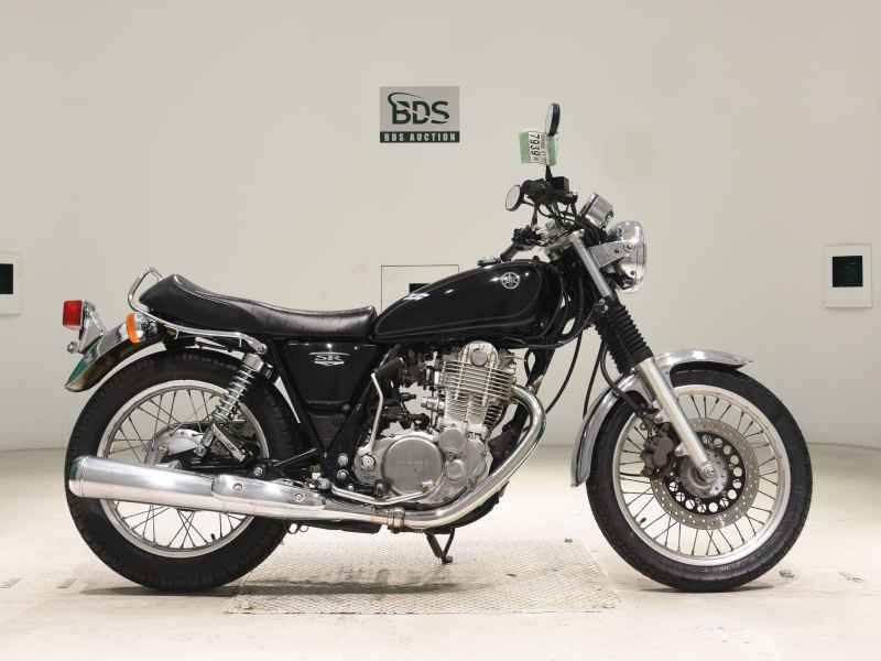 Yamaha SR400 2016