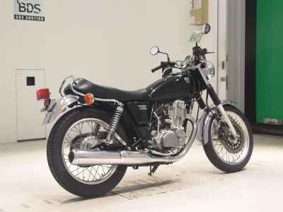 Yamaha SR400 2016