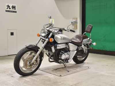 Honda Magna 250