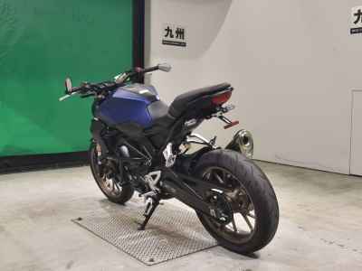 Honda CB250R 2019