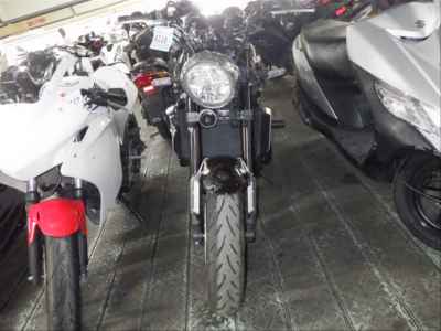 Kawasaki Z900RS 2023