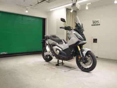 Honda X-Adv 750 2025