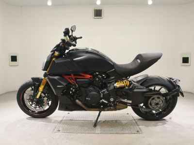 Ducati Diavel 1260S 2023