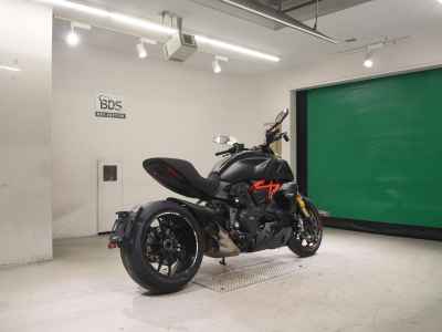 Ducati Diavel 1260S 2023