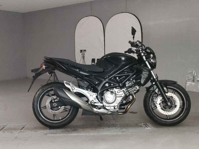 Suzuki Gladius SFV400