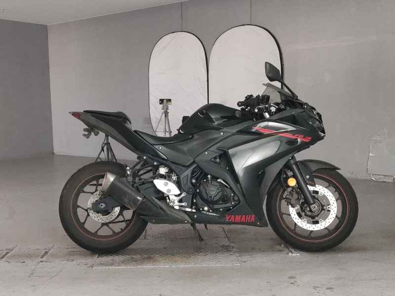 Yamaha YZF-R3 2015