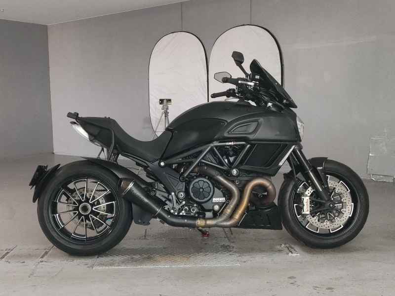 Ducati Diavel 2014