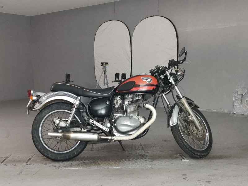 Kawasaki Estrella