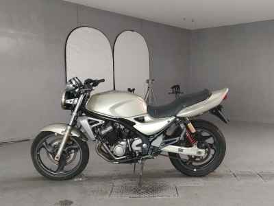 Kawasaki Balius ZR250