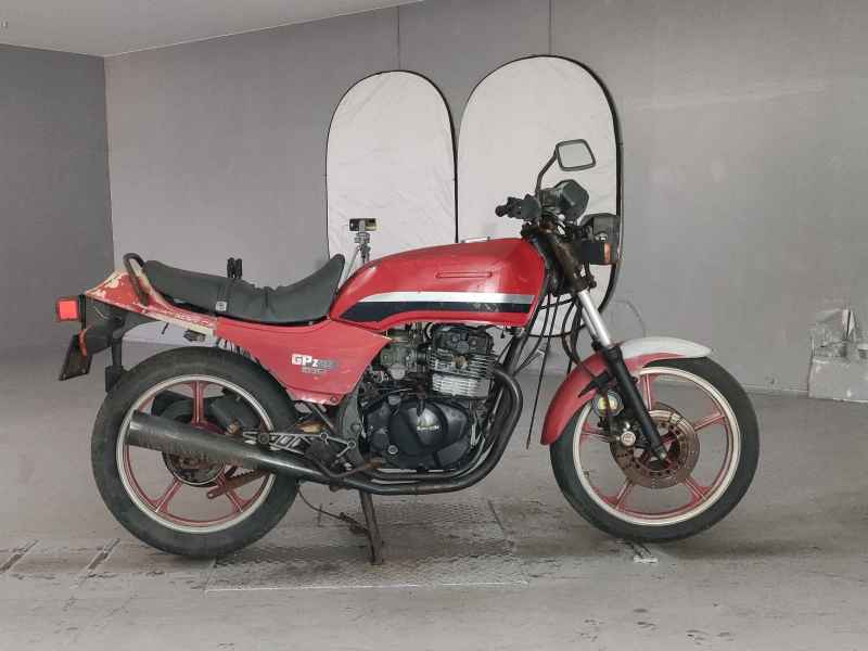 Kawasaki GPZ250