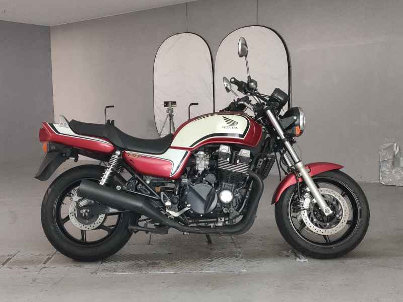 Honda CB750 Training 2021