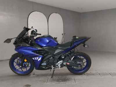 Yamaha YZF-R25 2018