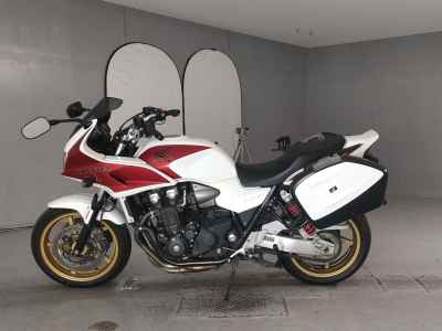 Honda CB1300 Super Boldor ST 2012