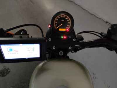 Harley-Davidson Sportster Iron XL883N 2013