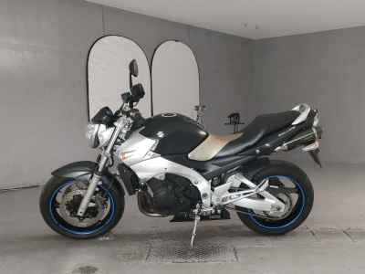 Suzuki GSR400 2006