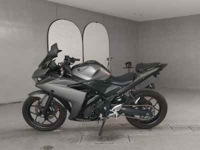 Yamaha YZF-R25 2016