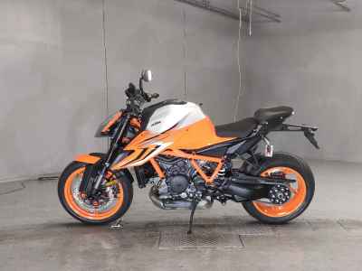 KTM 1290 Super Duke R 2023
