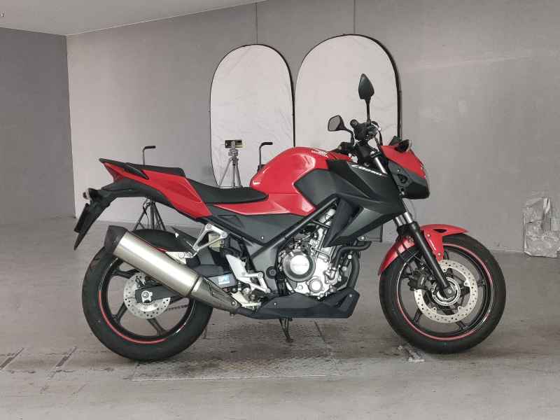 Honda CB250F 2015