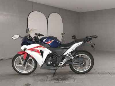 Honda CBR250R 2011