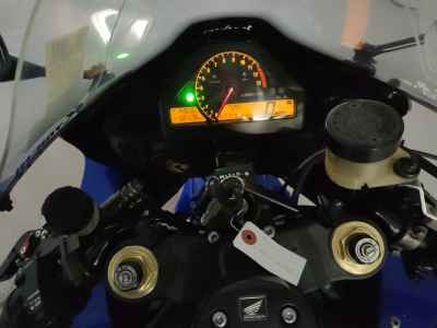 Honda CBR1000RR 2005