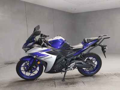 Yamaha YZF-R25 2015