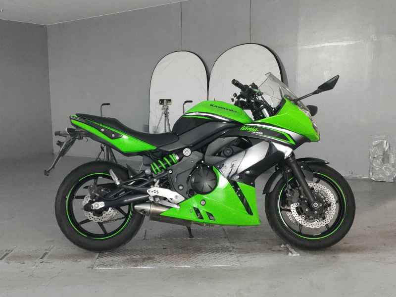 Kawasaki Ninja 400R 2012