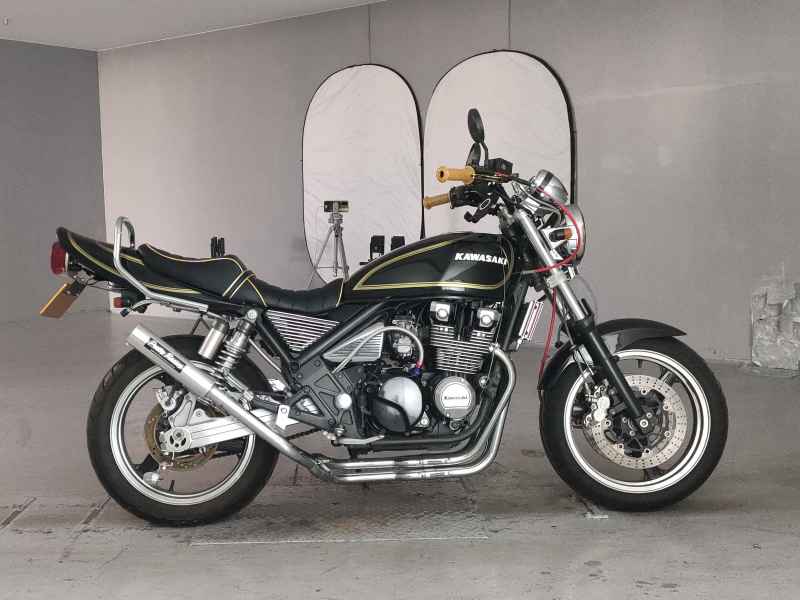 Kawasaki Zephyr 400 2008