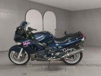 Kawasaki ZZR400 2006