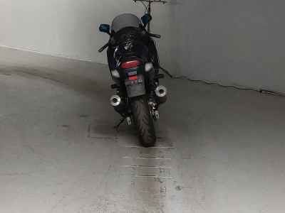 Kawasaki ZZR400 2006