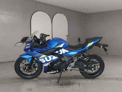 Suzuki GSX250R