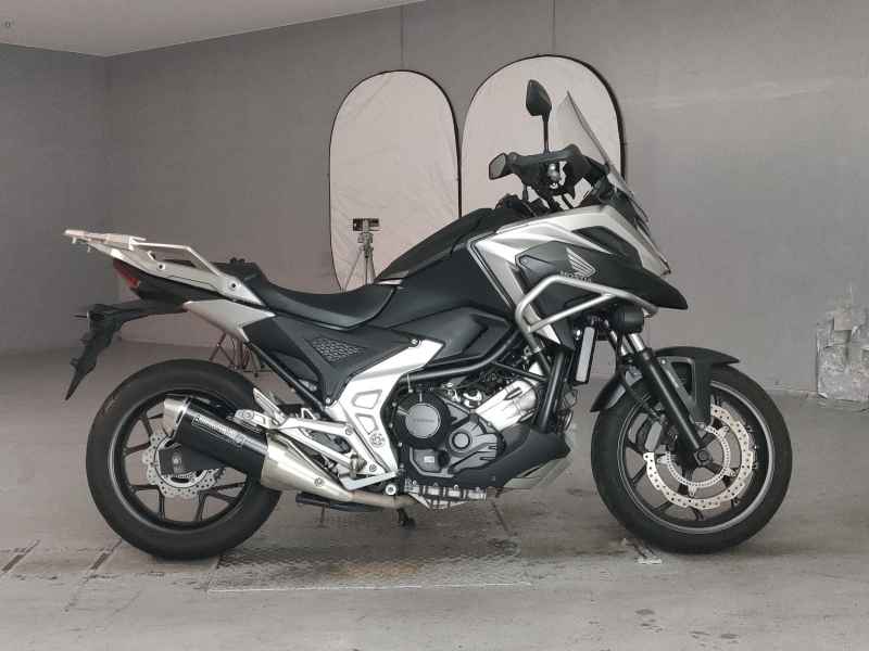 Honda NC750X 2021