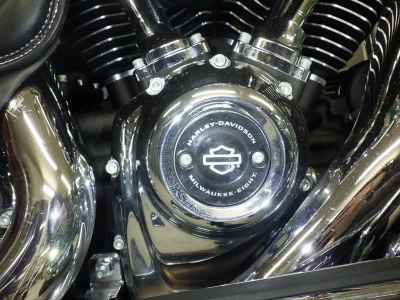 Harley-Davidson Road King FLHR1750 2021